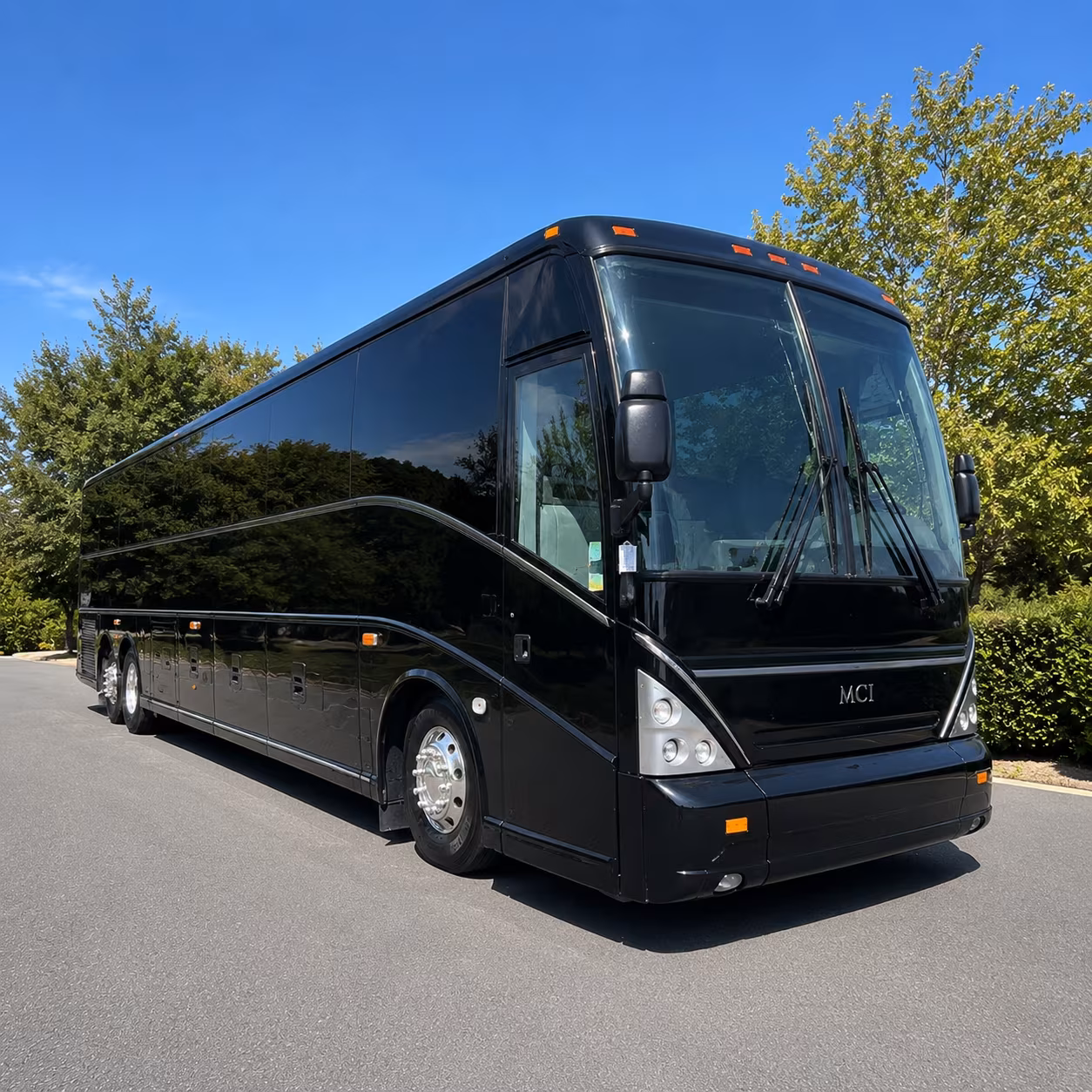 cardinals game day bus rentals to state farm stadium